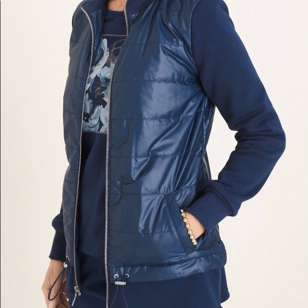 New Chico’s Quilted Puffer Jacket Women’s Size 1